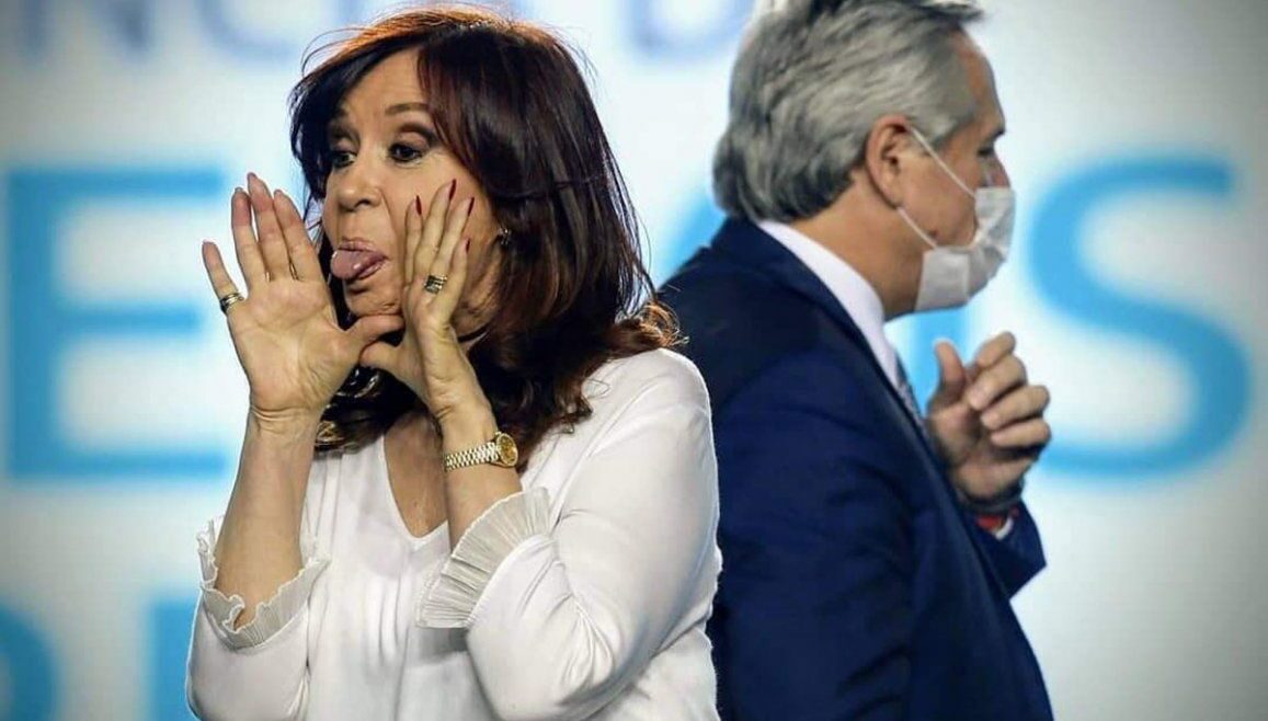 Qué hubo detrás del gesto stone de Cristina