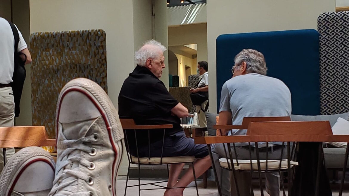 Dónde fue la foto del escándalo entre Ginés y Hugo Sigman