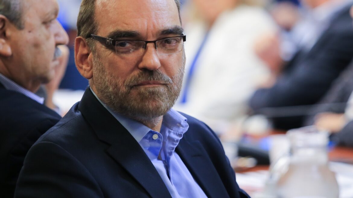 Fernando Iglesias tuvo que pedir perdón por un tuit