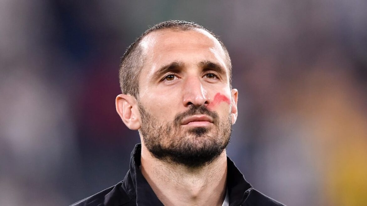 El líder de Italia que se ríe en el momento de mayor tensión