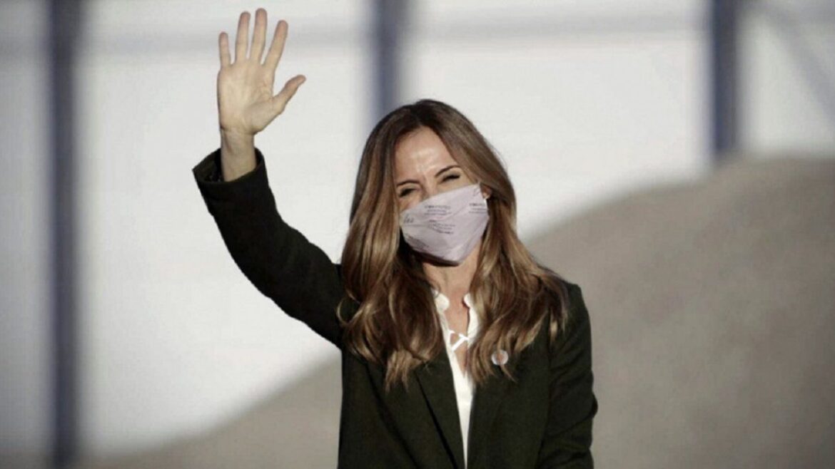 Tolosa tuvo un acto masivo con las mujeres de Merlo