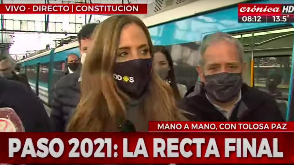 Tolosa Paz viajó en tren, pero no la reconocieron