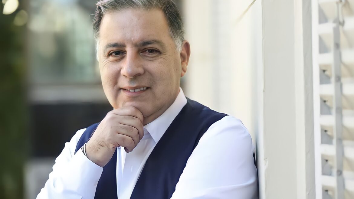 Doman mediatiza la campaña del Rojo y apareció un nuevo candidato