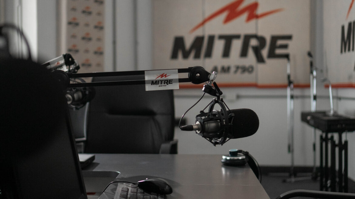 La abuela Bety se despidió de la radio y contó un secreto