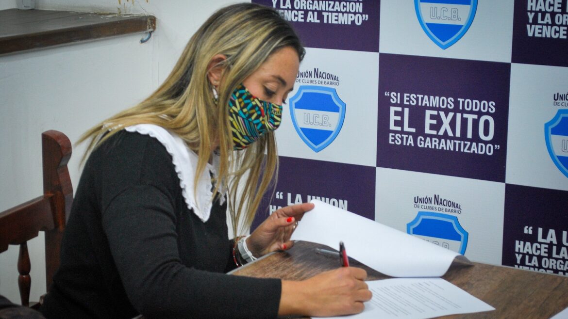 La intendenta de Lomas de Zamora protestó por los cortes con vecinos