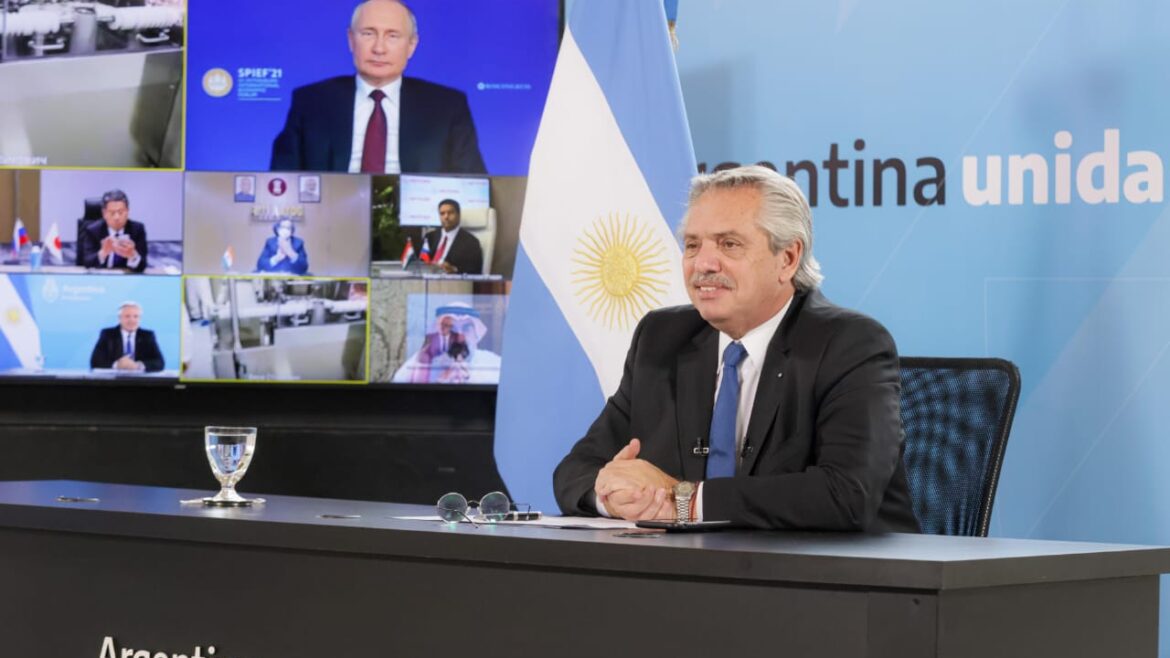 Alberto llegó tarde al CCK y algunos se quedaron sin la foto