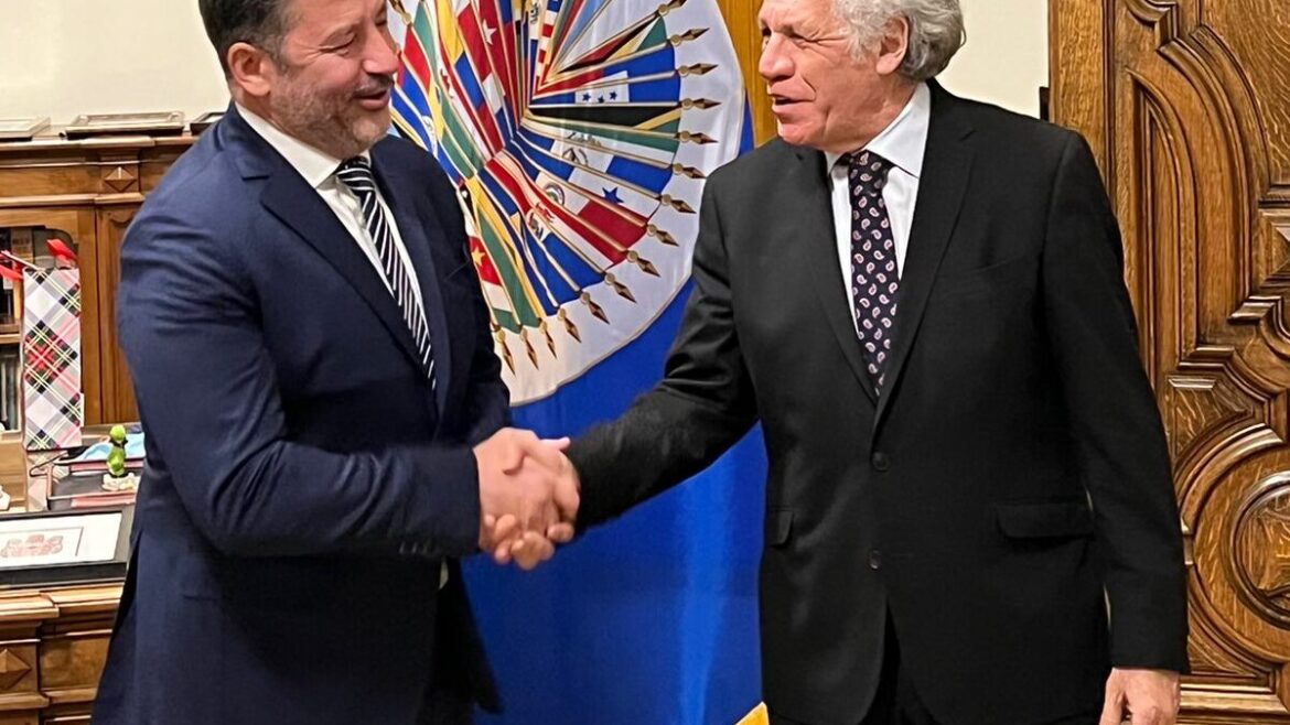 El titular del Grupo Provincia se reunió con Luis Almagro