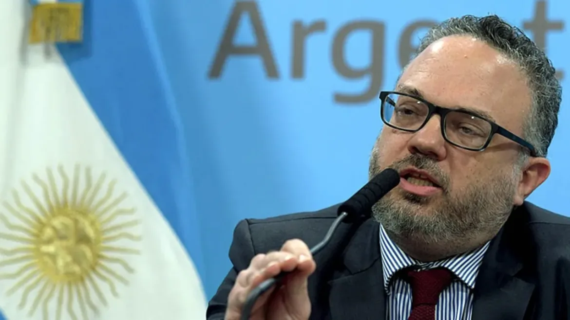 "Miope y pésima gestión": durísimo comunicado del organismo a cargo del gasoducto contra Kulfas