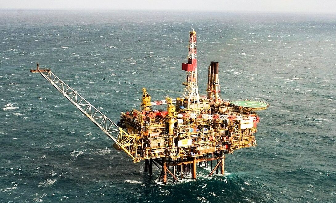 El proyecto petrolero en la costa de Mar del Plata avanzaría tras el debate consultivo de las Audiencias