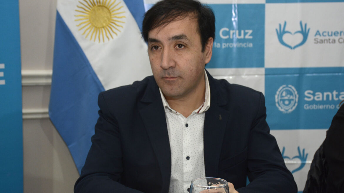 La kermesse de la política: el intendente k de Río Gallegos promete viajes a Qatar a cambio de buena onda