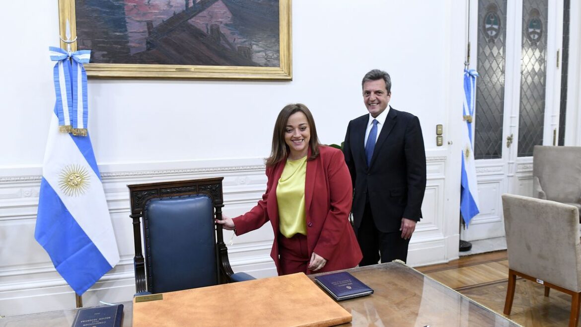 Los trámites que le dejó Massa a Moreau: designaciones y autos oficiales