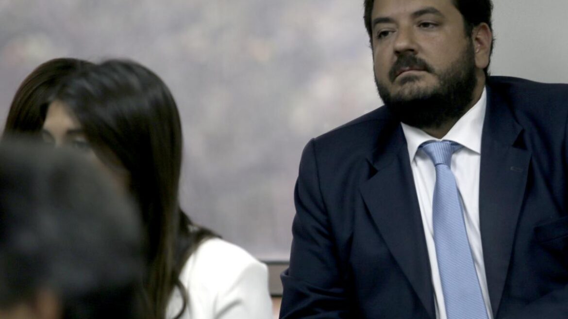 Mena arma y desarma en las causas judiciales de alto impacto
