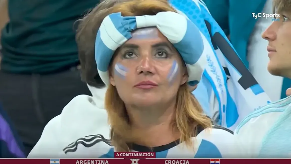 Nancy Pazos se fue con su turbante de Qatar