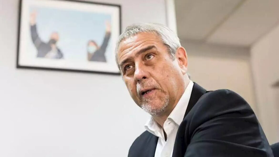 Denuncian que un intendente K regala heladeras