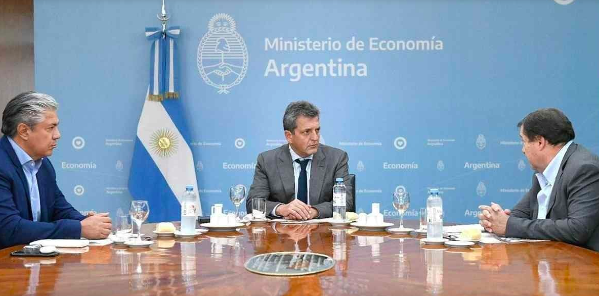 Massa se sacó la foto con los ganadores del domingo