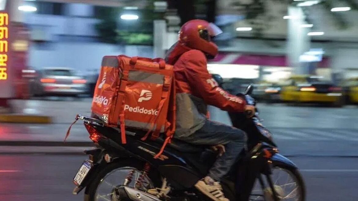 Santilli se subió a la moto del delivery
