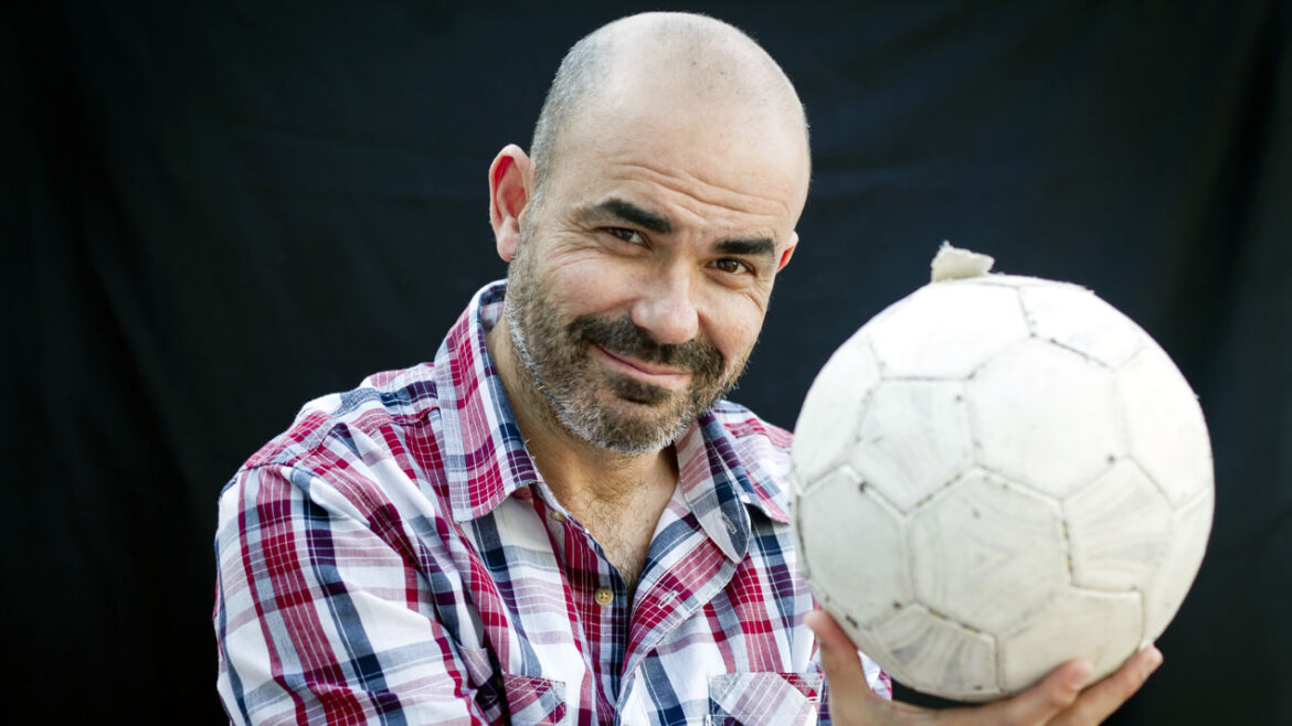Sacheri le puso los puntos a Tapia