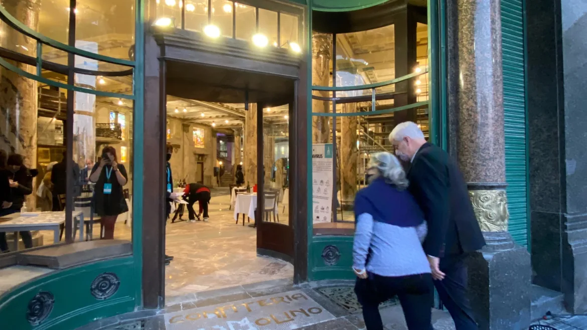 La confitería del Molino revive su apasionada historia tras un complejo proceso de restauración