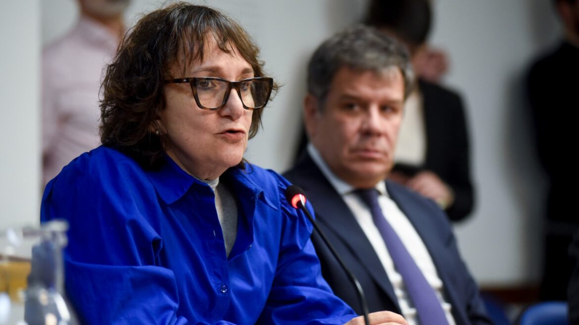 Dictamen  unánime por plan nacional de Ciencia y Tecnología
