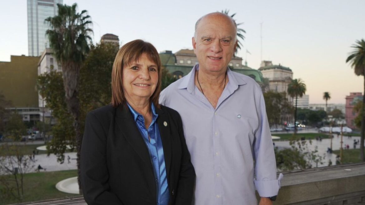 Grindetti cruzó a Bullrich por sus dichos sobre el Rojo