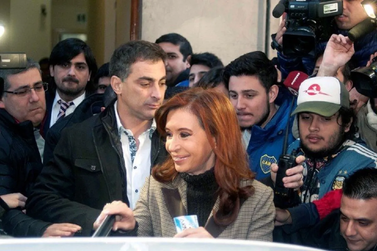 El espía Zanchetta consultó los datos del jefe de su custodia de Cristina