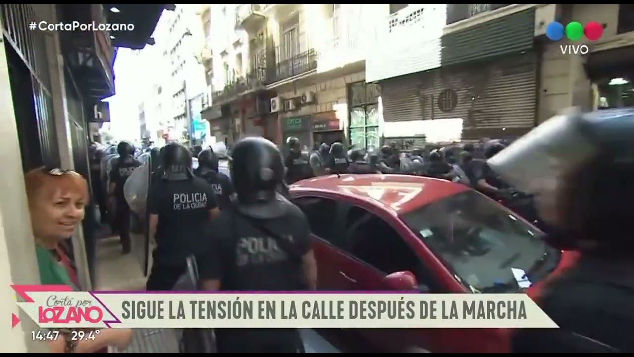Telefé con kit para marchas 2024