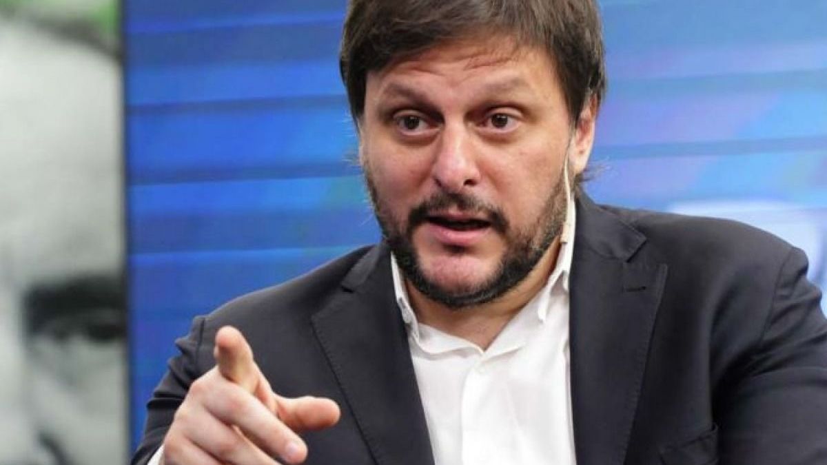 Santoro le hizo recordar algunas cositas a Gianni