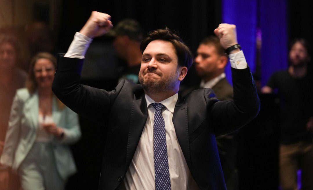 Sigue abierta la guerra por el manejo del bloque LLA en la Legislatura porteña