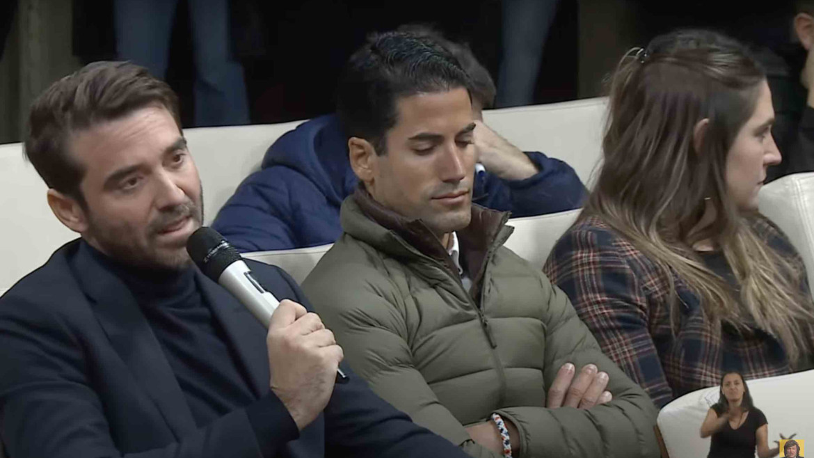 El periodista español infiltrado en la Rosada le hizo una cámara oculta a un colega