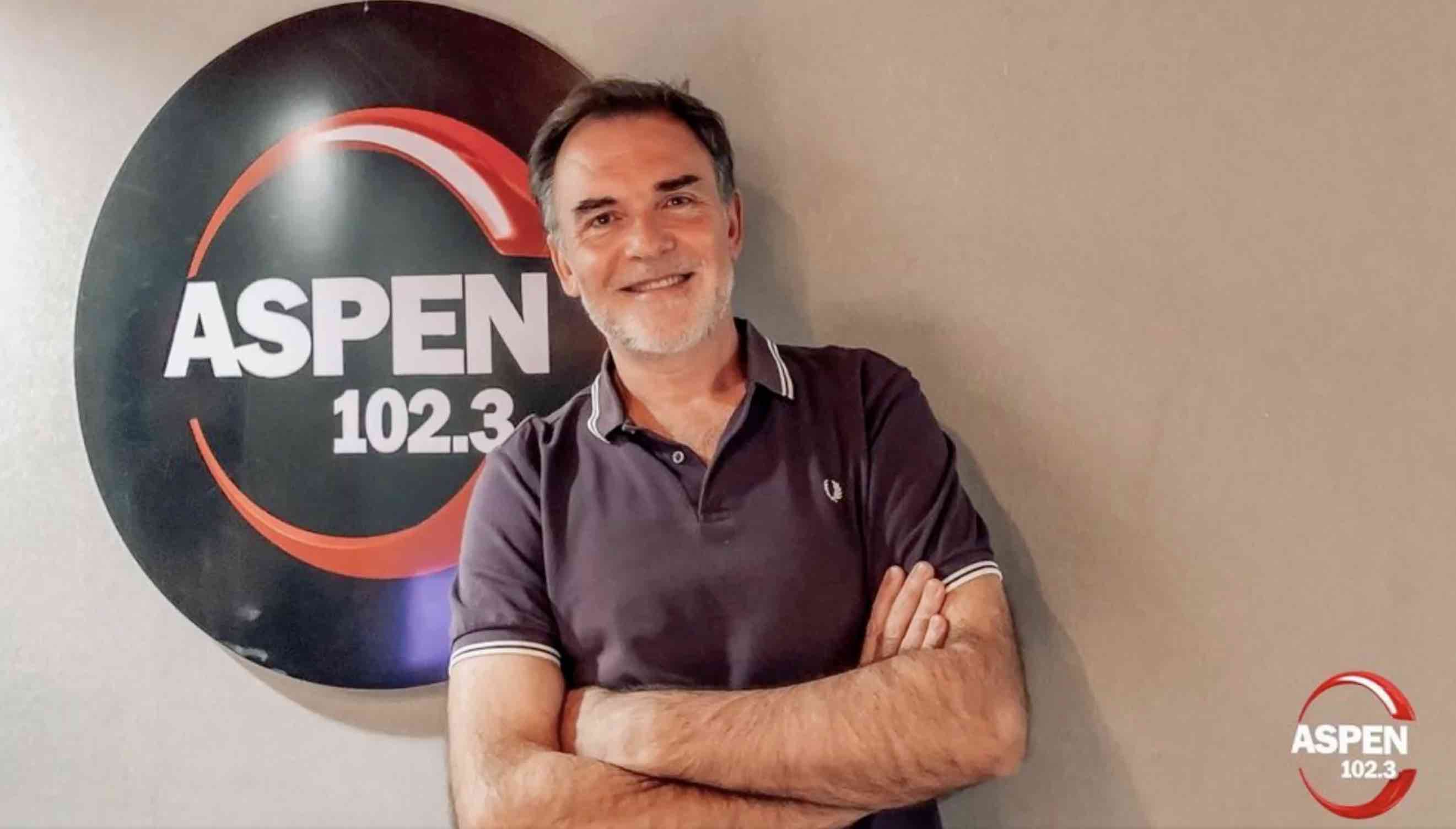 Un histórico locutor de Aspen anunció su salida, pero se guardó los motivos