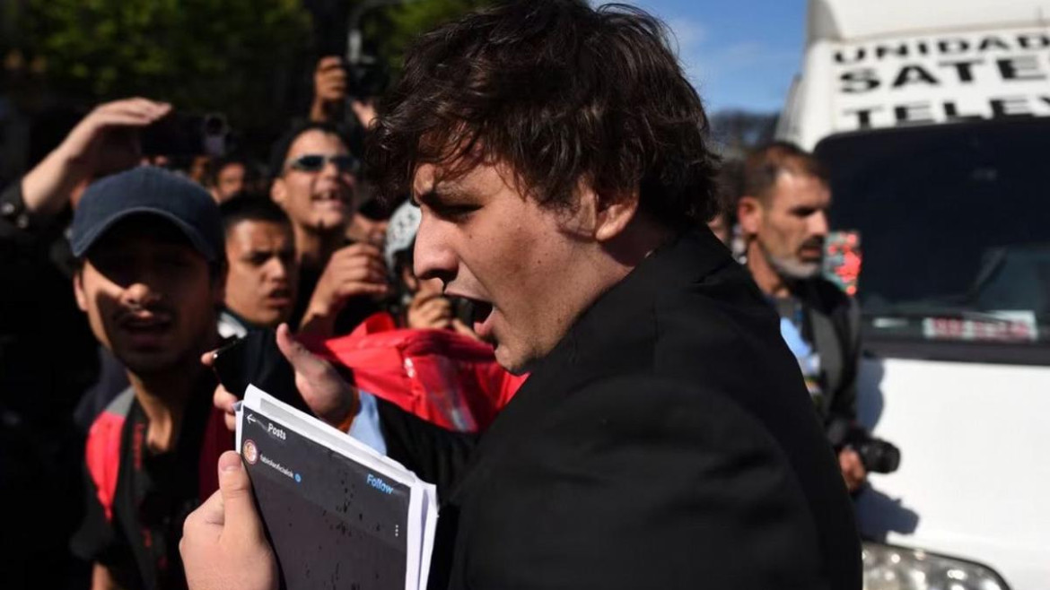 Fran Fijap: el militante mileista con espíritu de kamikaze japonés