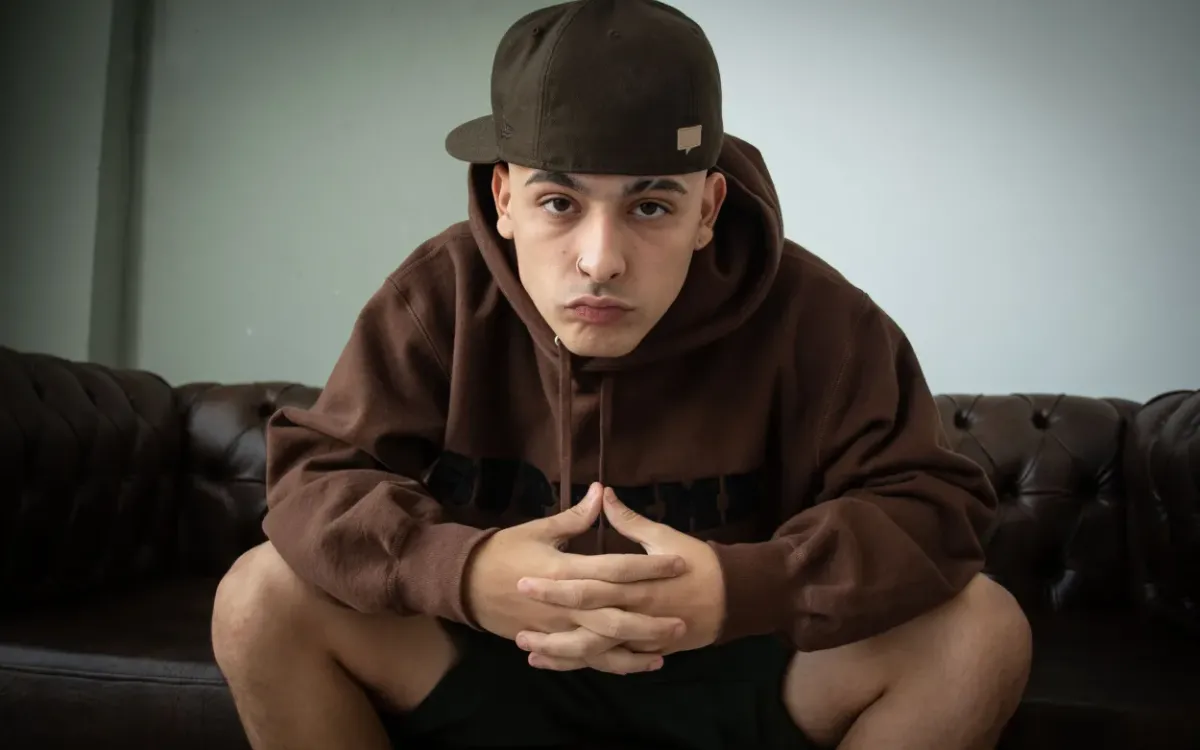 Trueno quiso homenajear a Seru Giran y se encontró con un muro de silencio