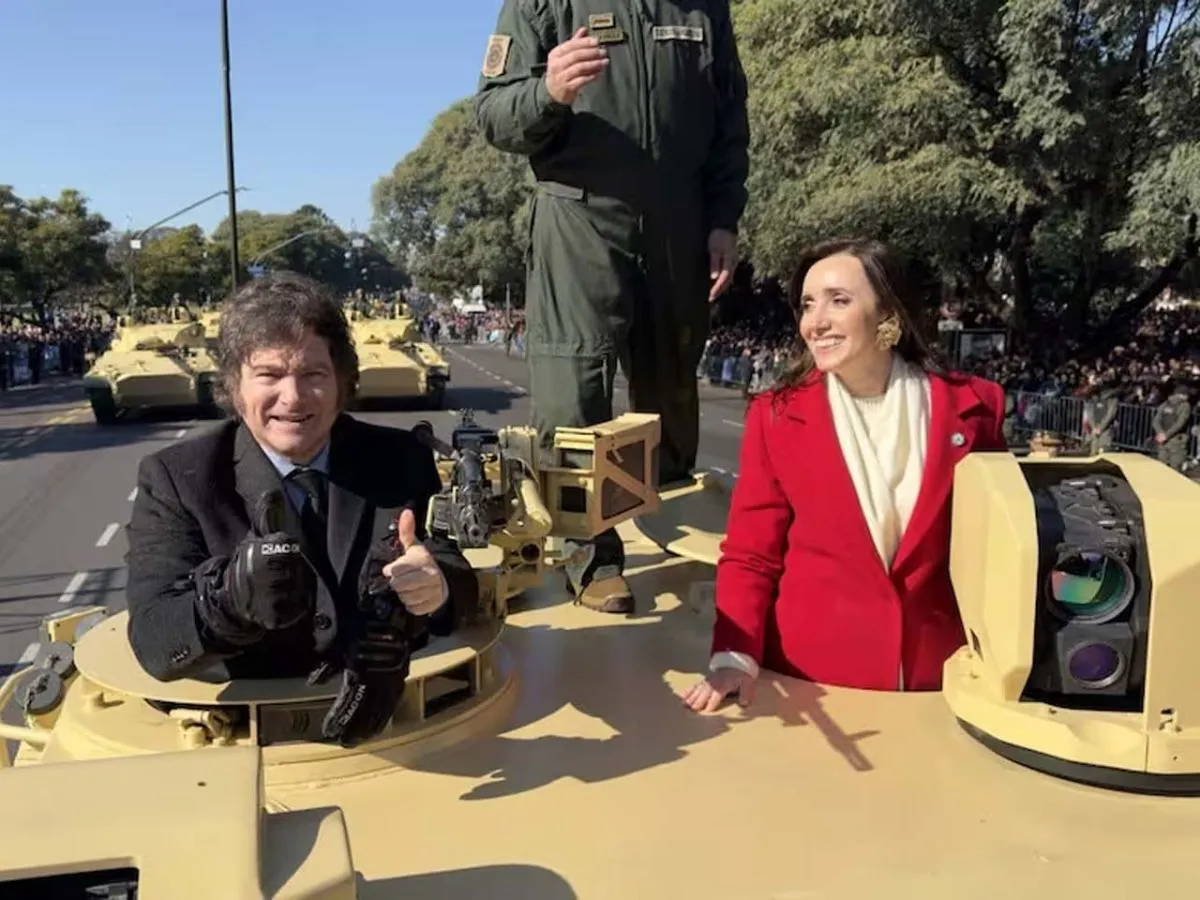Ni dictadores ni golpistas, tan solo algo llamado inquietud...