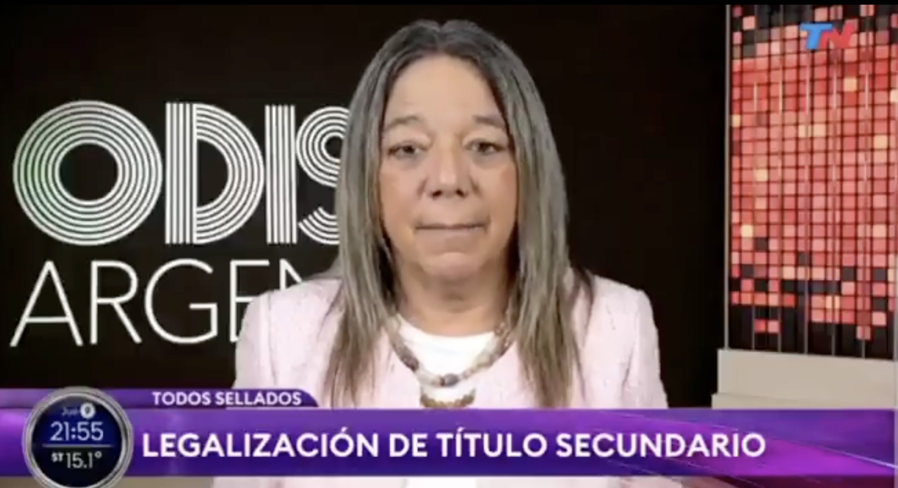 La escribana de Adorni ya es otra genialidad de Tarico
