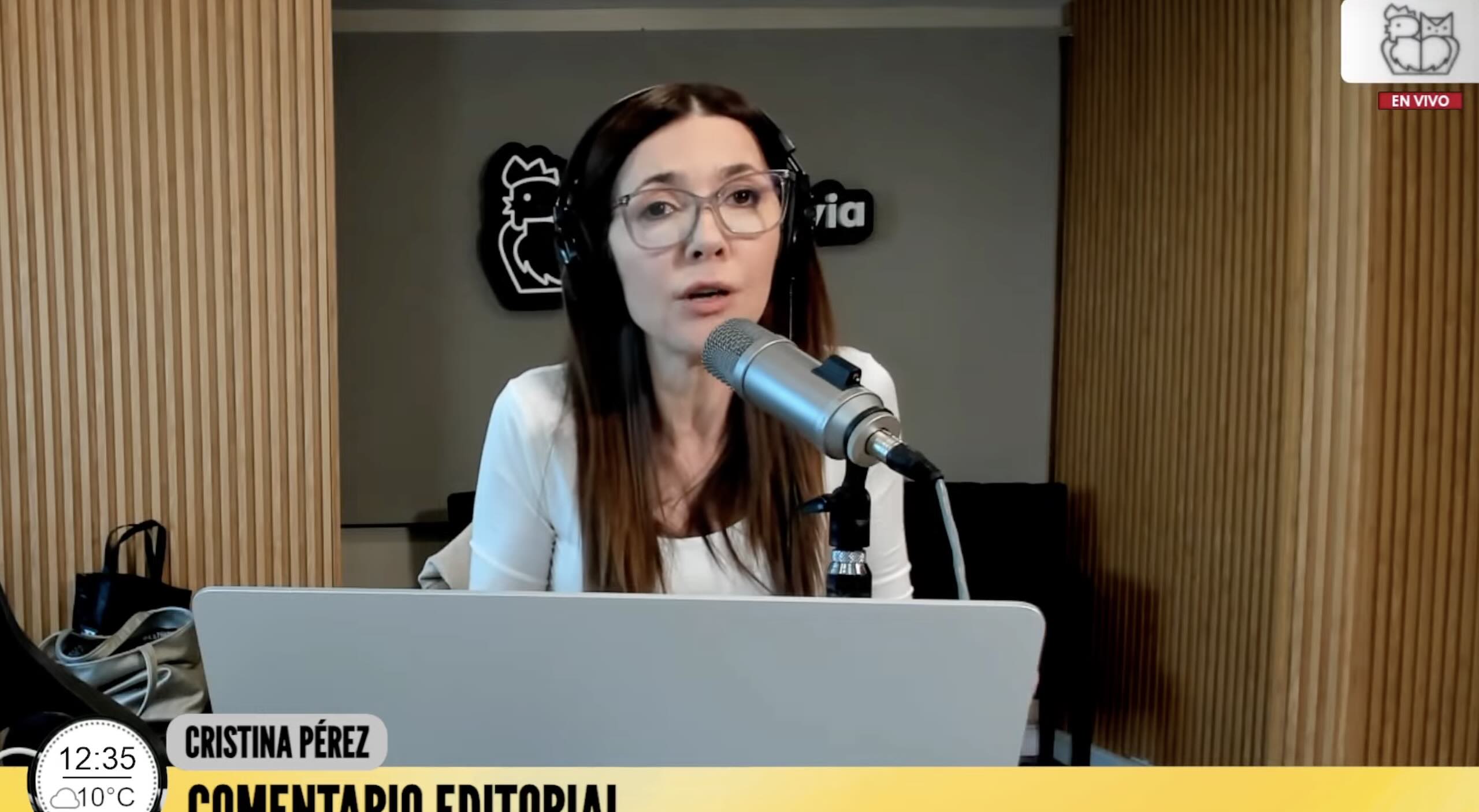 Cristina Pérez le contestó a Adorni: "El que avisa no traiciona"