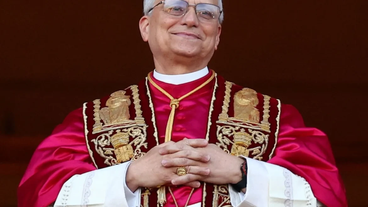 Una comitiva de legisladores verá al Papa antes de su arribo en noviembre
