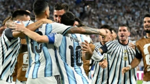 Cuando el deseo supera la realidad de una Scaloneta golpeada