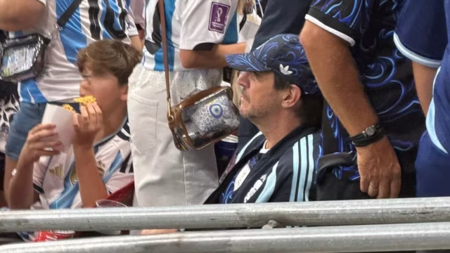 Faroni vio el partido frente a los ingleses en Atlanta