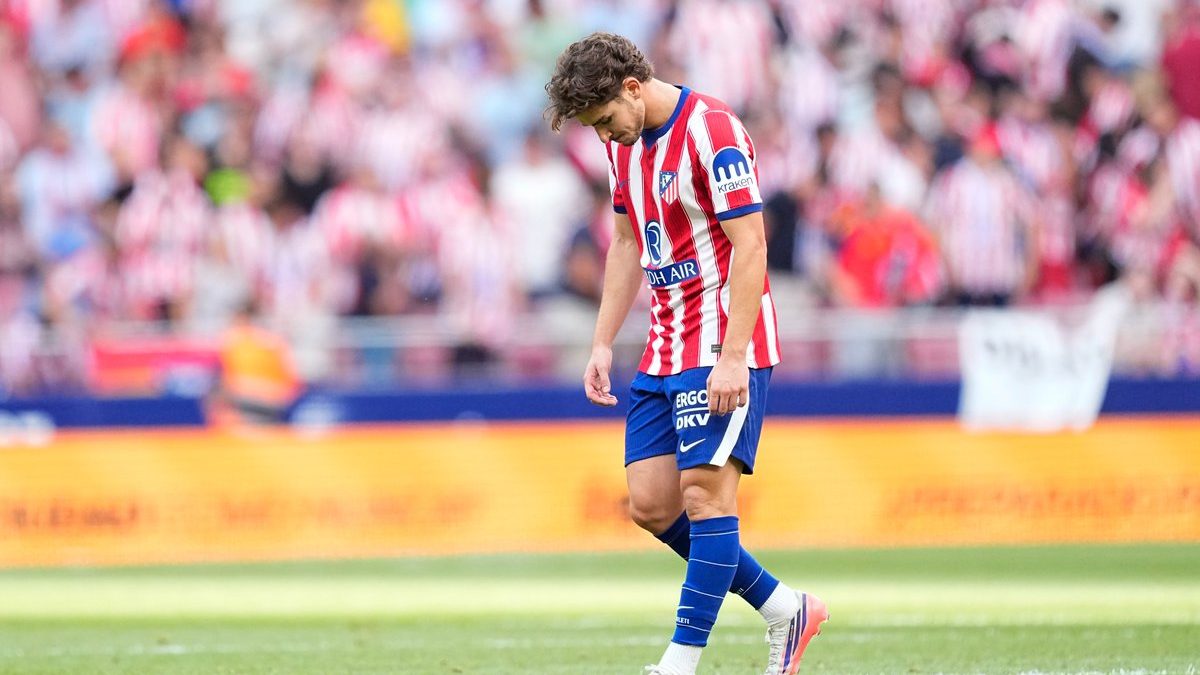 La crucifixión a Julián Álvarez en el Atlético de Madrid